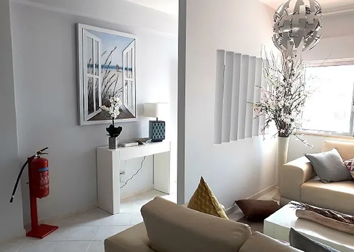 アパート Mica アルブフェイラ