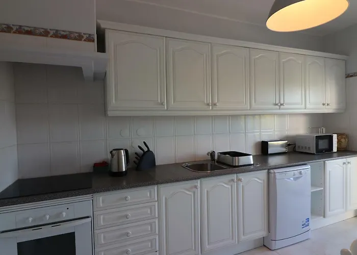 アパート Mica アルブフェイラ