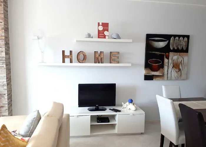 Apartman Mica *